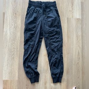 Lululemon dance studio jogger